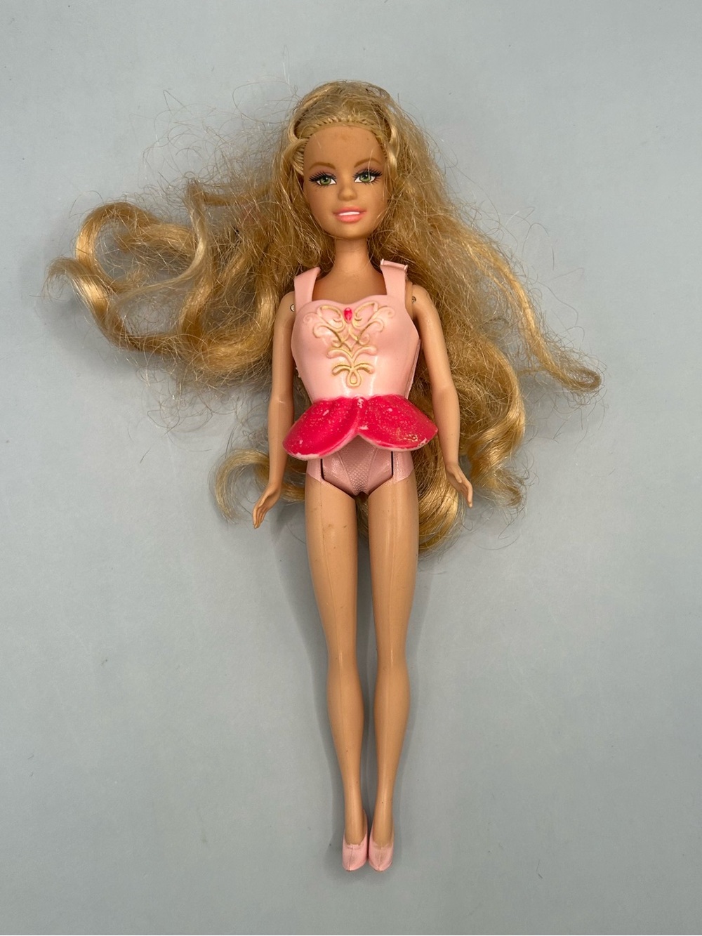 Barbie Mini Kingdom 12 Dancing Princess Little Doll with Hard Plastic Top 

Hair